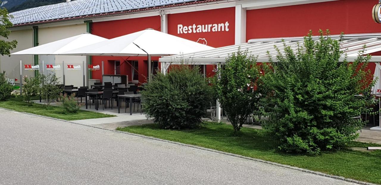 Fitnexx Zelt-Dorf Hotel Balsthal Exterior photo